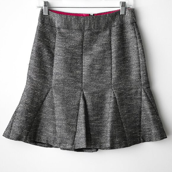 BANANA REPUBLIC Gray Metallic Skirt - Size 0 - Picture 1 of 7
